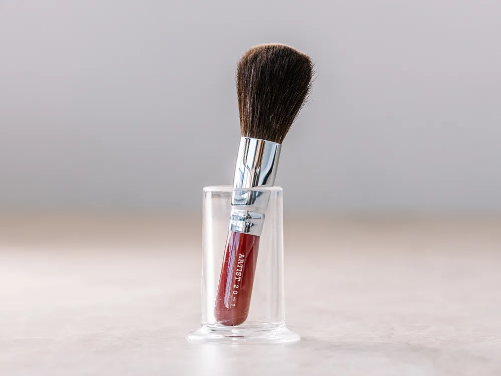 image d’un pinceau de maquillage de qualité